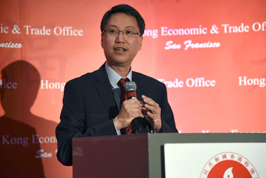 The Hong Kong Commissioner for Economic and Trade Affairs, USA, Mr Eddie Mak, speaks at the spring reception in Los Angeles on February 6.
